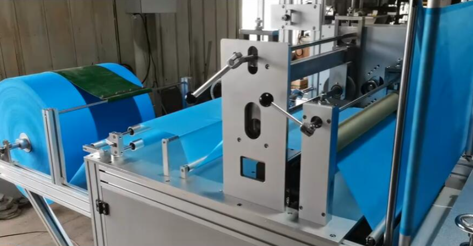 小廠閉眼沖！河南邦恩這款手術帽制造機，不用大場地也能擴產?